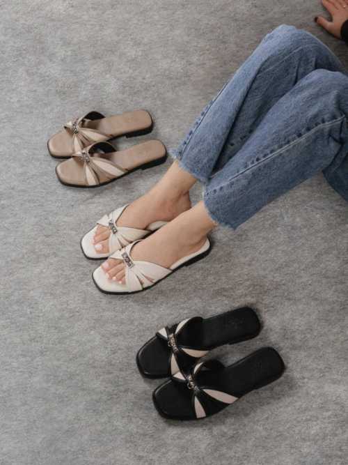Carin Sandal